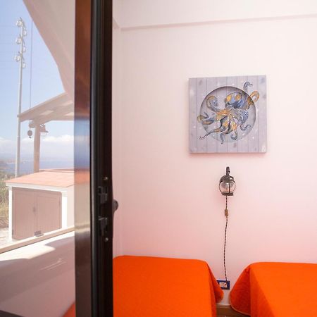 Villa Valmar Scopello カステッランマーレ・デル・ゴルフォ エクステリア 写真