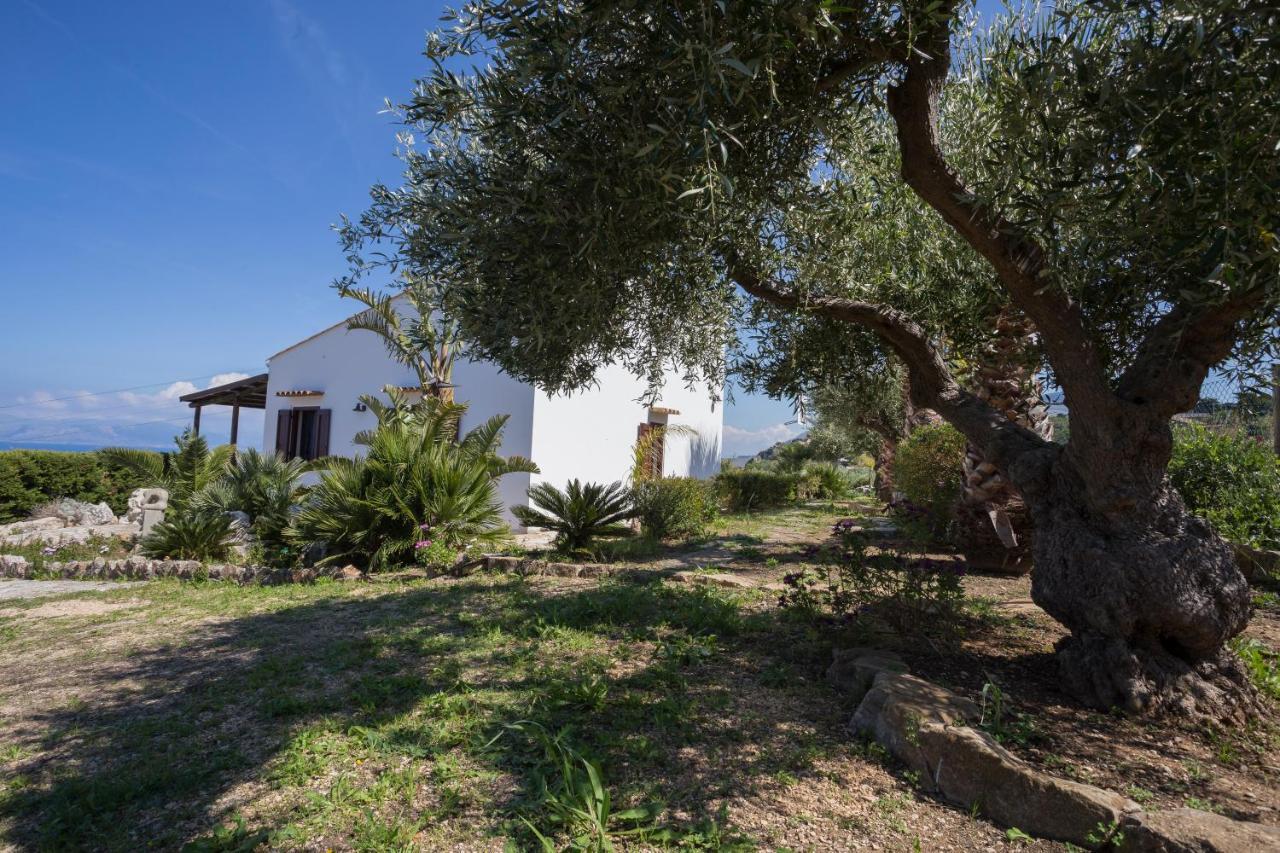Villa Valmar Scopello カステッランマーレ・デル・ゴルフォ エクステリア 写真