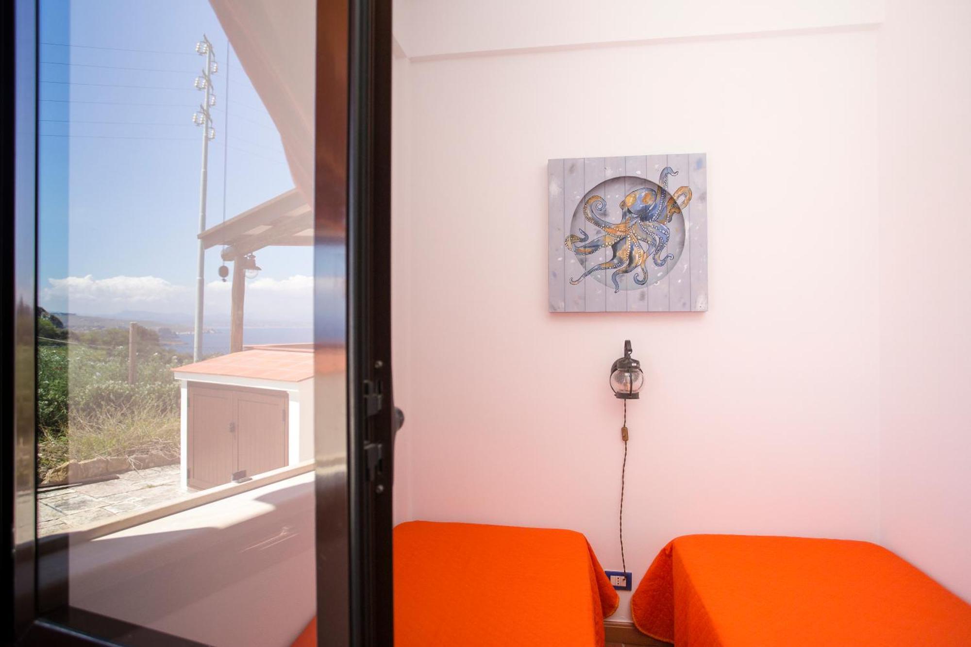 Villa Valmar Scopello カステッランマーレ・デル・ゴルフォ エクステリア 写真